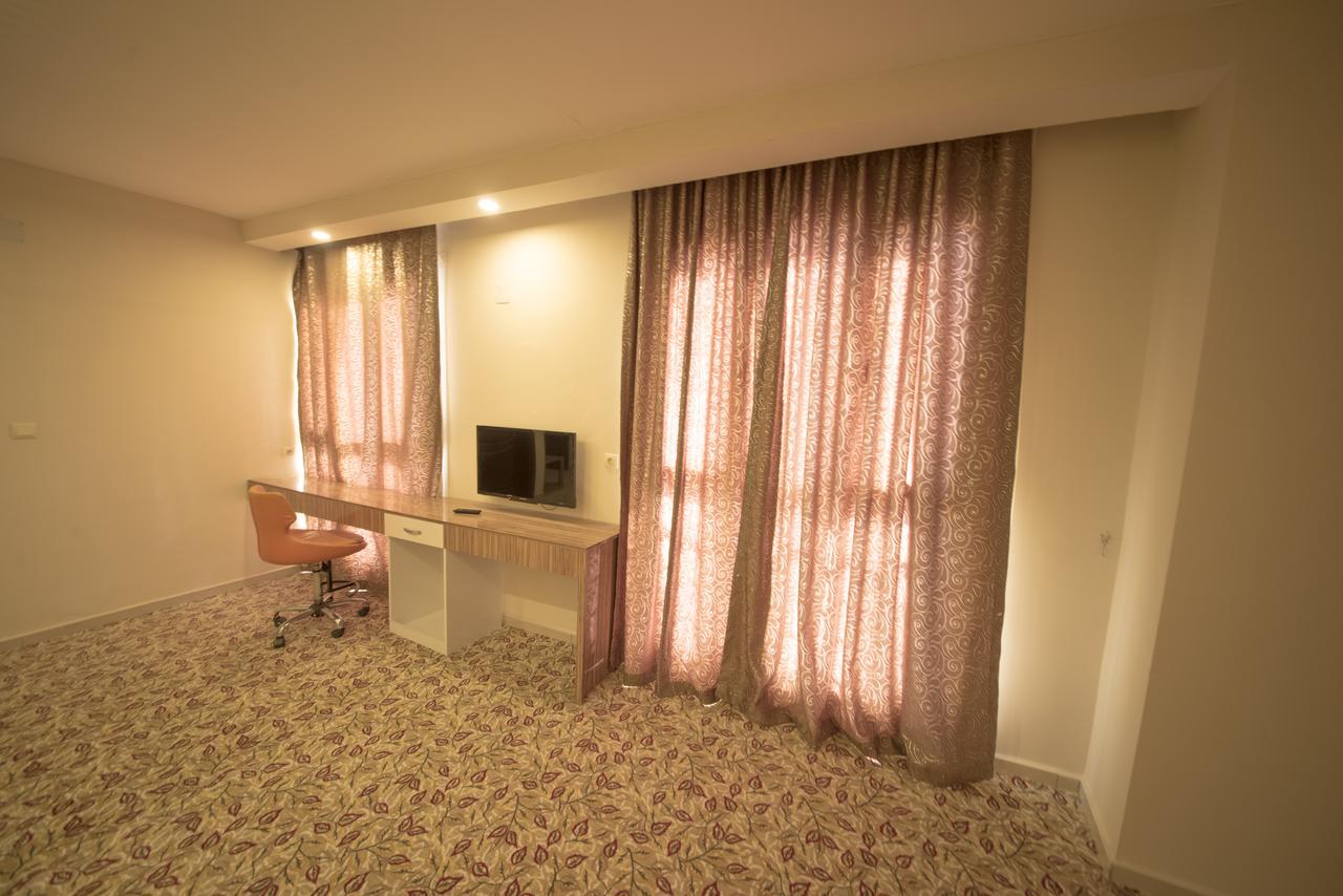 Osmaniye Hanedan Otel Exterior foto