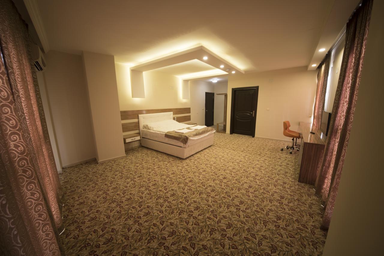 Osmaniye Hanedan Otel Exterior foto